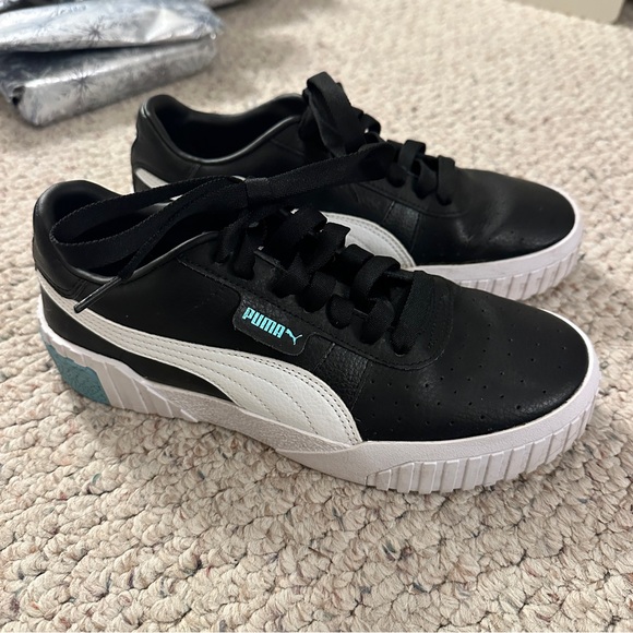 Women's Puma leather sneakers size 7 - Picture 1 of 11